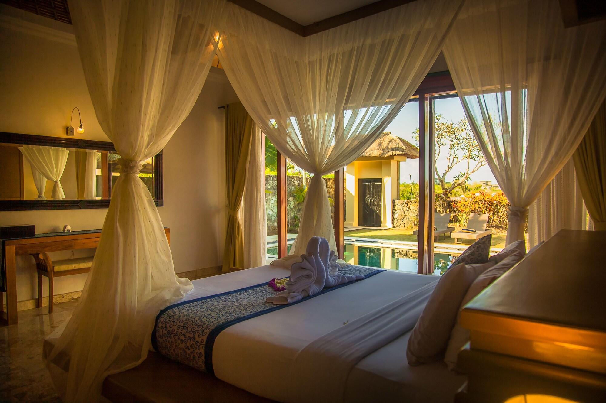 Royal Pool Villa Bali Νούσα Ντούα Εξωτερικό φωτογραφία