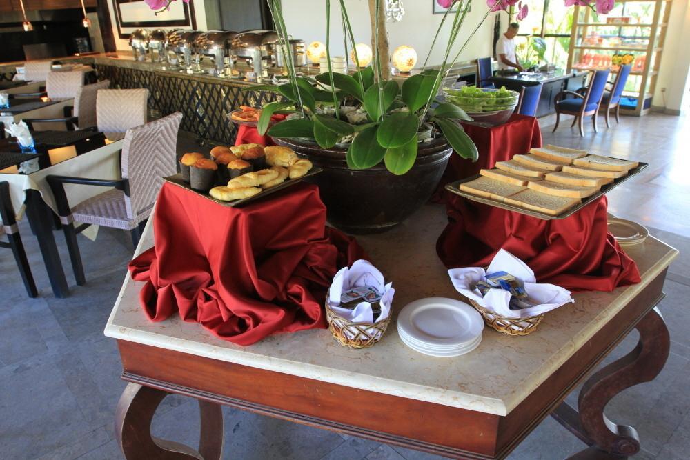 Royal Pool Villa Bali Νούσα Ντούα Εξωτερικό φωτογραφία