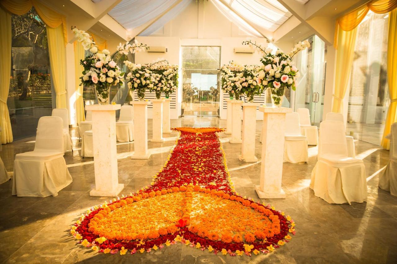 Royal Pool Villa Bali Νούσα Ντούα Εξωτερικό φωτογραφία