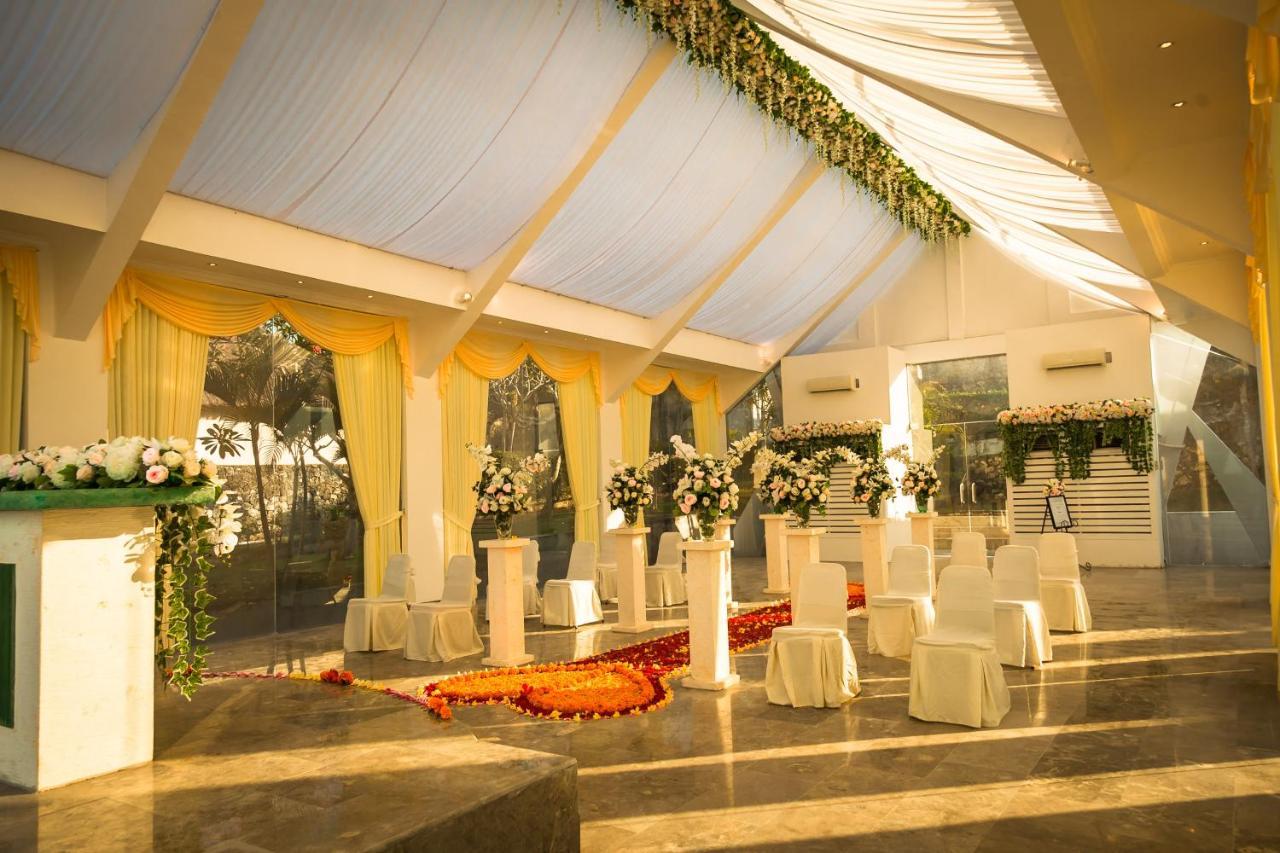 Royal Pool Villa Bali Νούσα Ντούα Εξωτερικό φωτογραφία